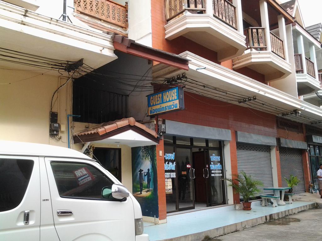 J-Safe Guesthouse Sukhothai Exterior foto