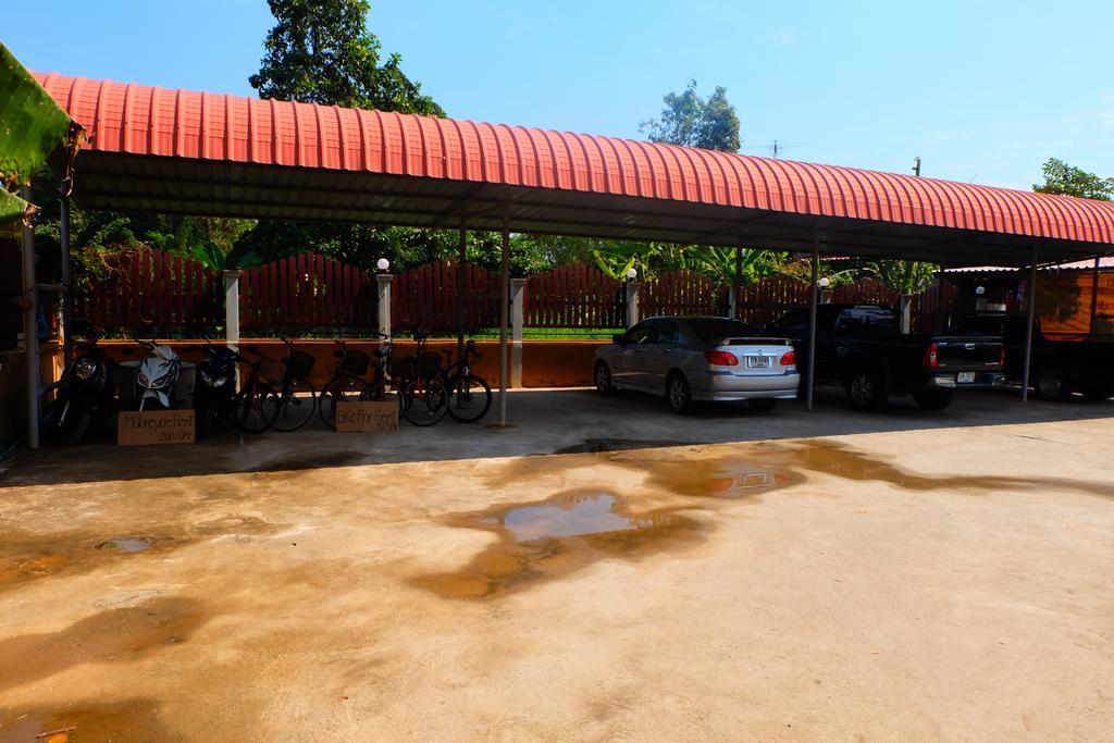 J-Safe Guesthouse Sukhothai Exterior foto